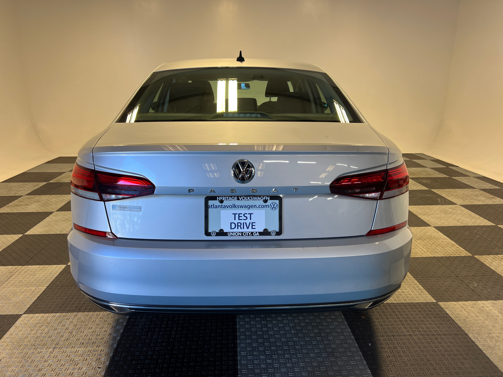 2021 Volkswagen Passat 2.0T S 3