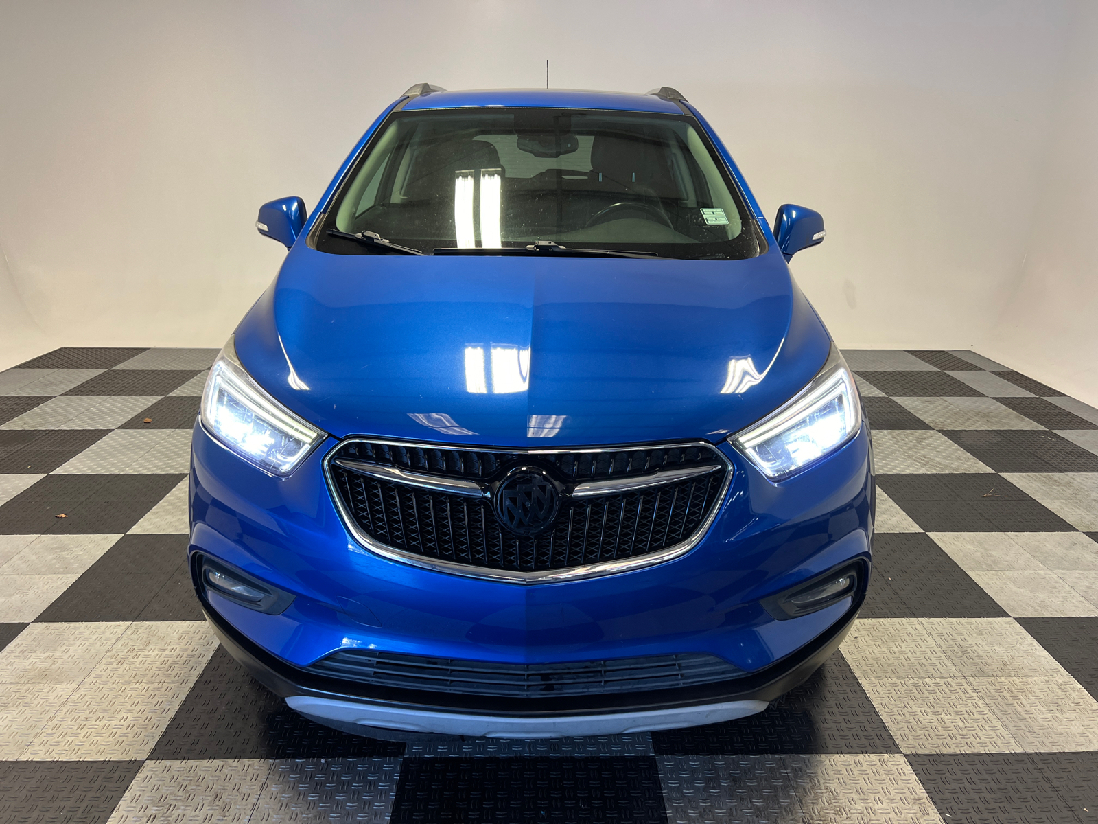 2018 Buick Encore Essence 2