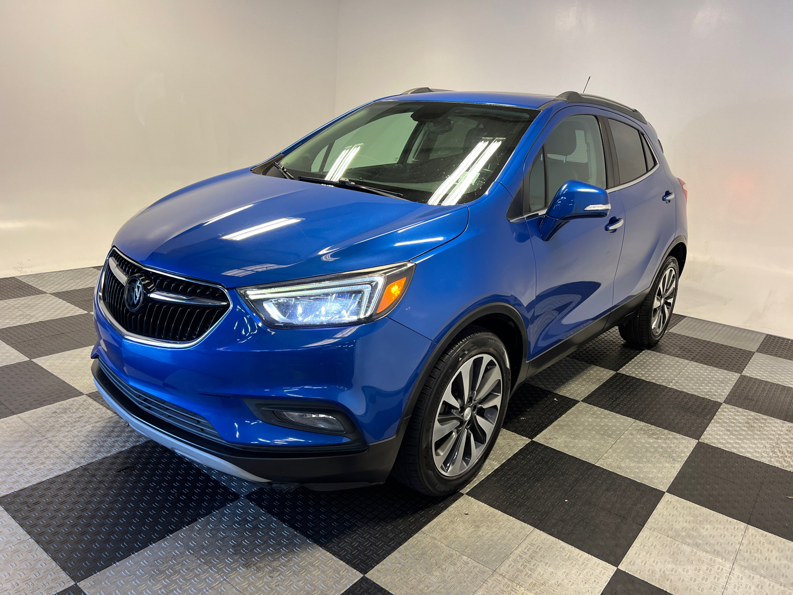 2018 Buick Encore Essence 3