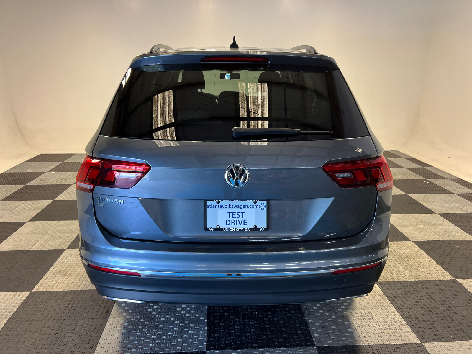 2021 Volkswagen Tiguan 2.0T SE 4