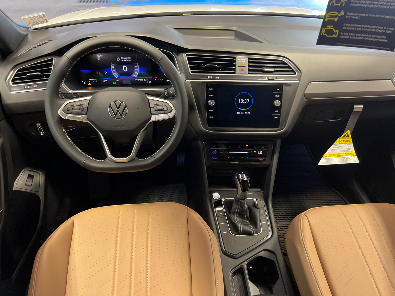 2024 Volkswagen Tiguan 2.0T SE 12