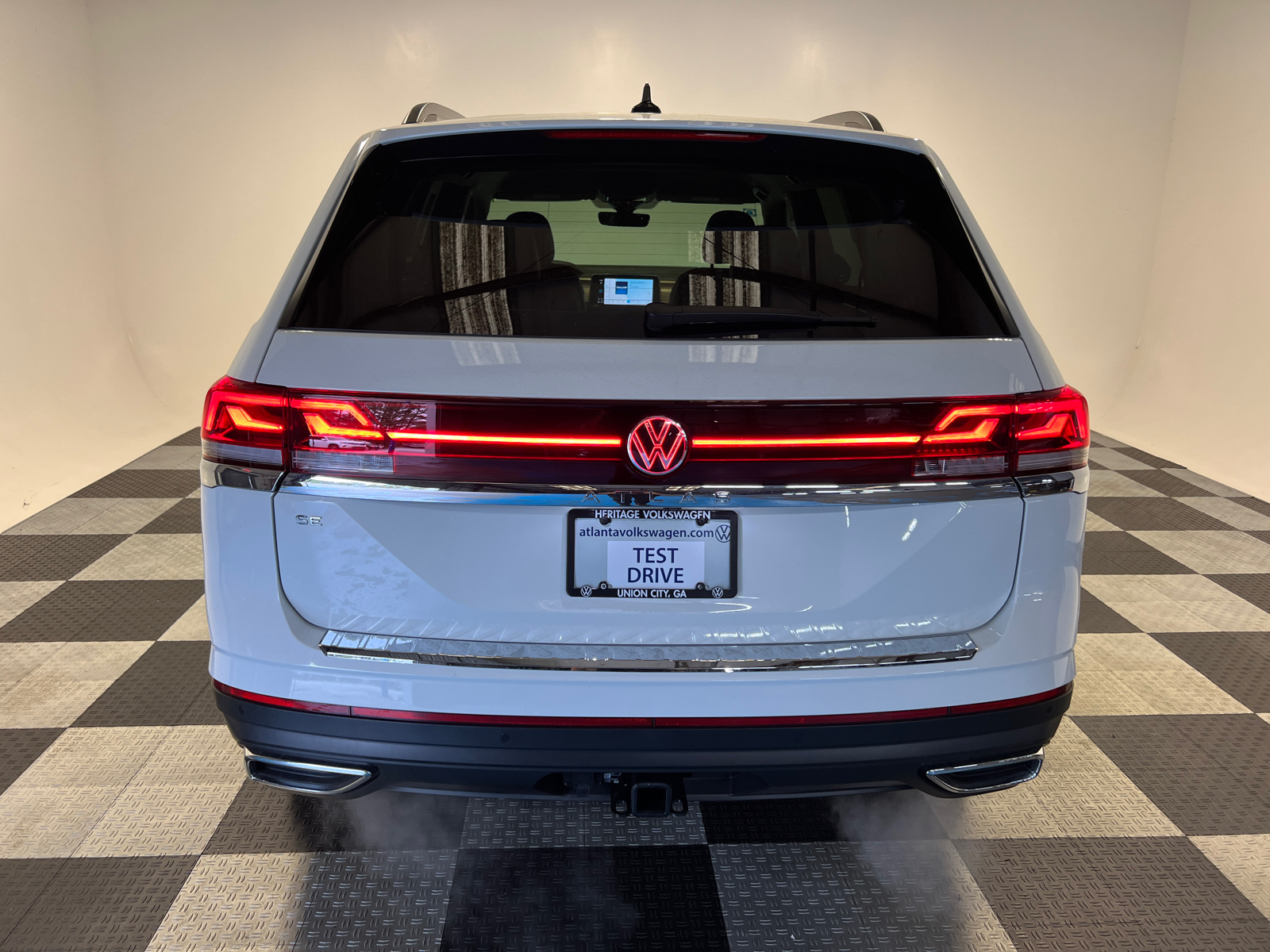 2024 Volkswagen Atlas 2.0T SE w/Technology 4