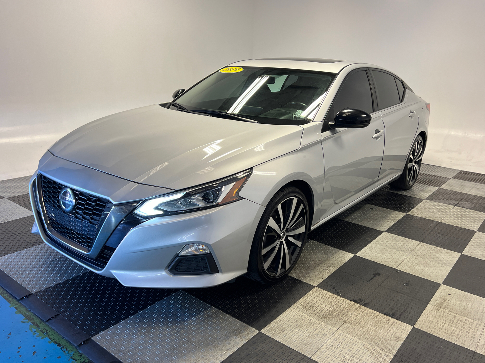 2019 Nissan Altima 2.5 SR 3