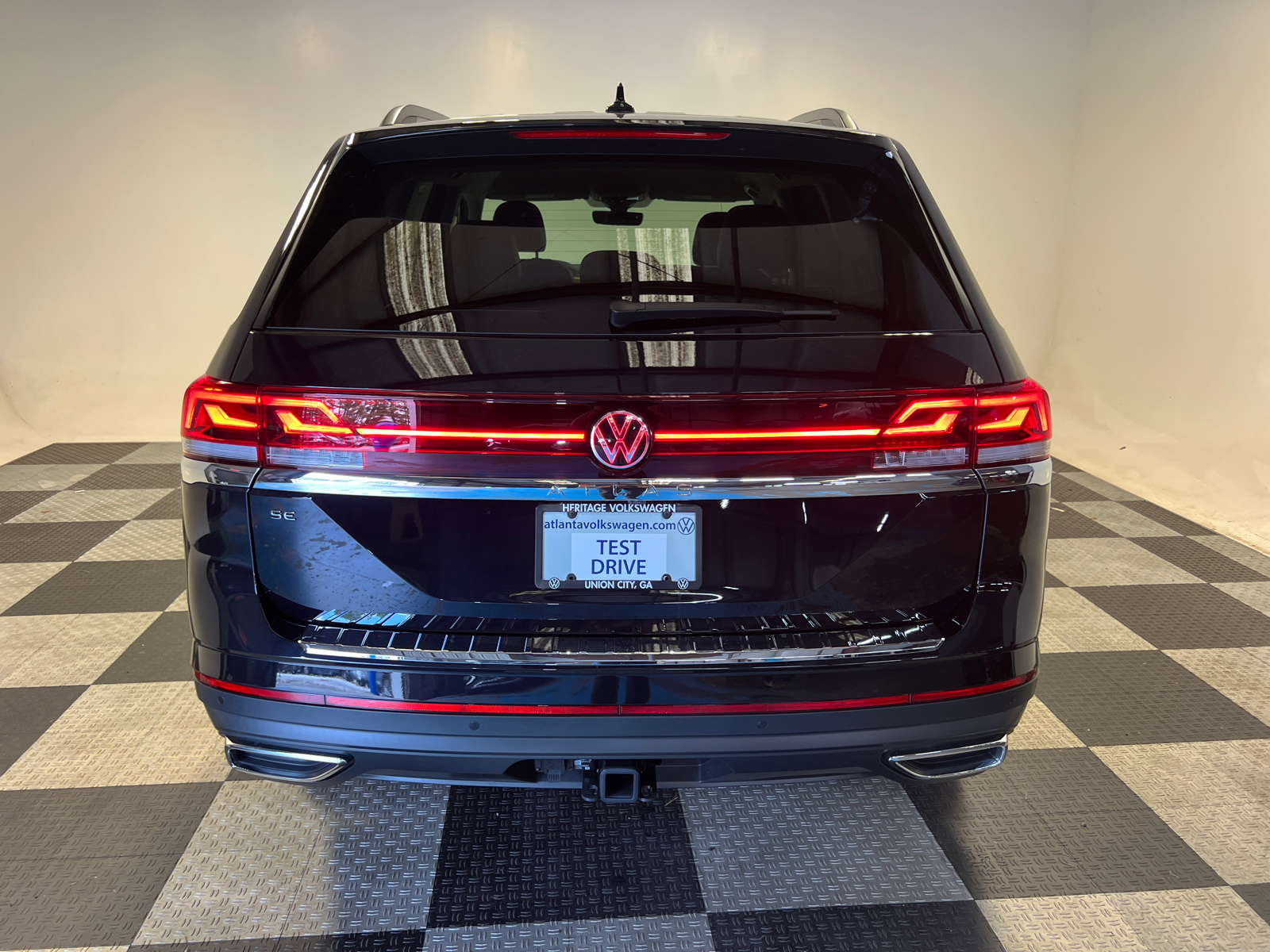 2024 Volkswagen Atlas 2.0T SE w/Technology 4