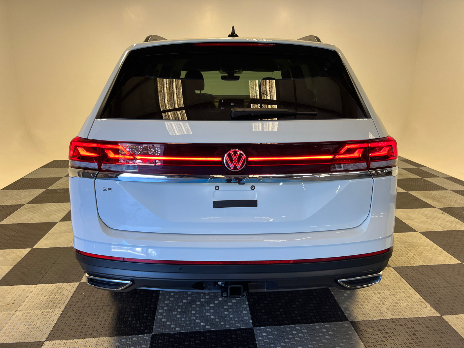 2024 Volkswagen Atlas 2.0T SE w/Technology 4