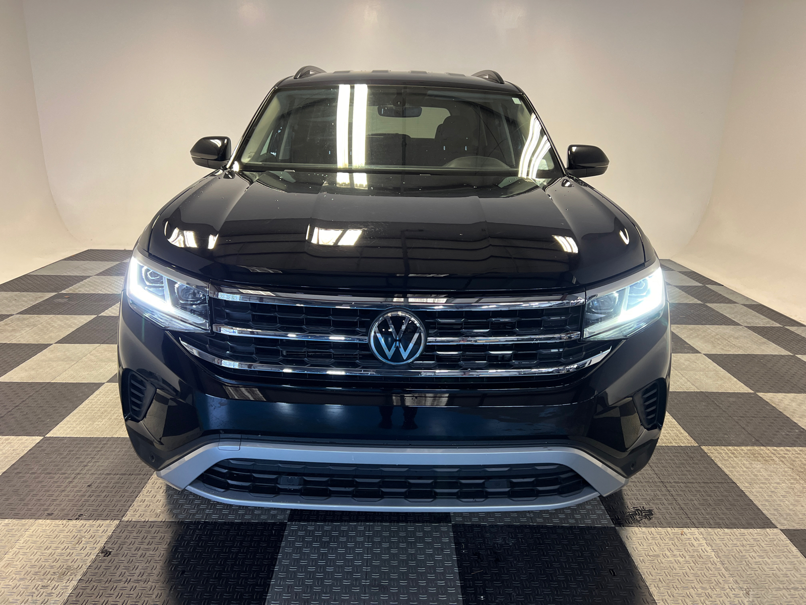 2021 Volkswagen Atlas 3.6L V6 SE w/Technology 2