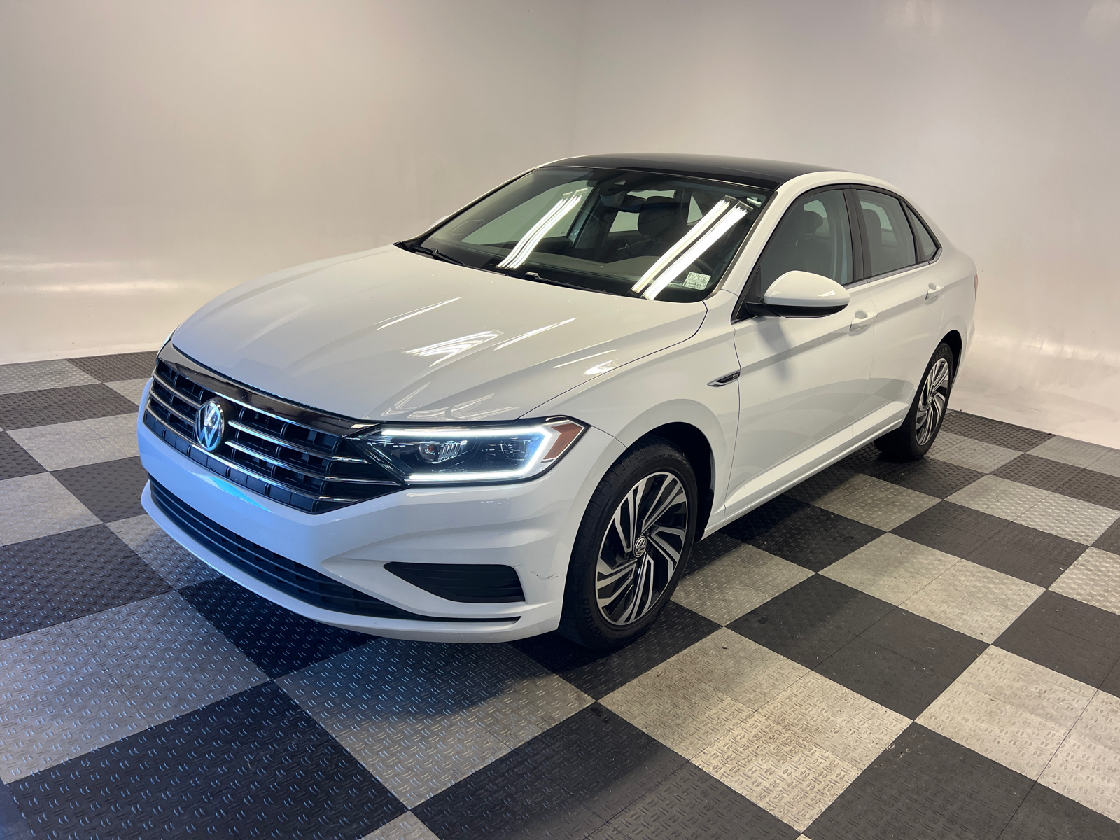 2020 Volkswagen Jetta SEL 3