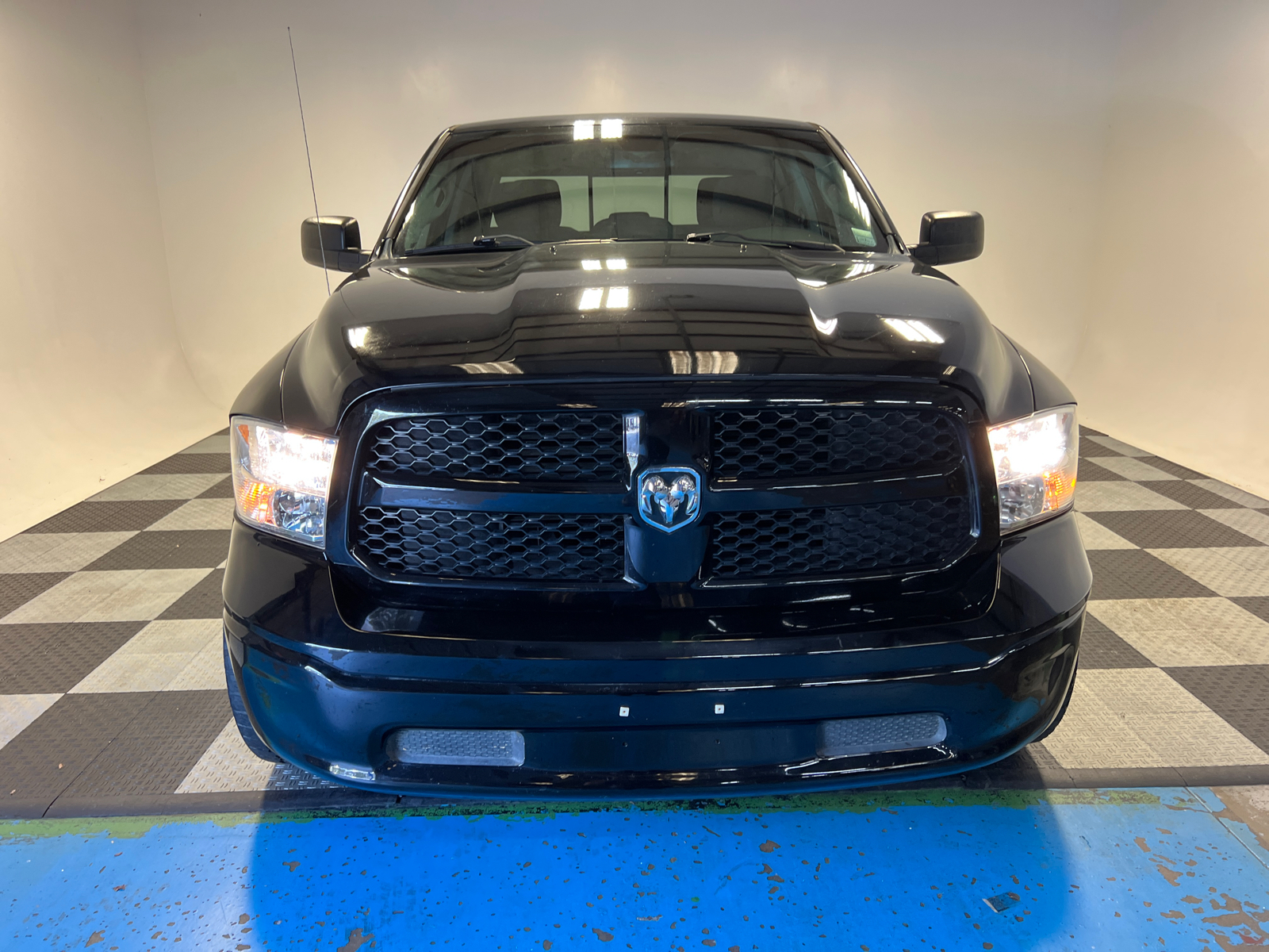 2014 Ram 1500 SLT 2