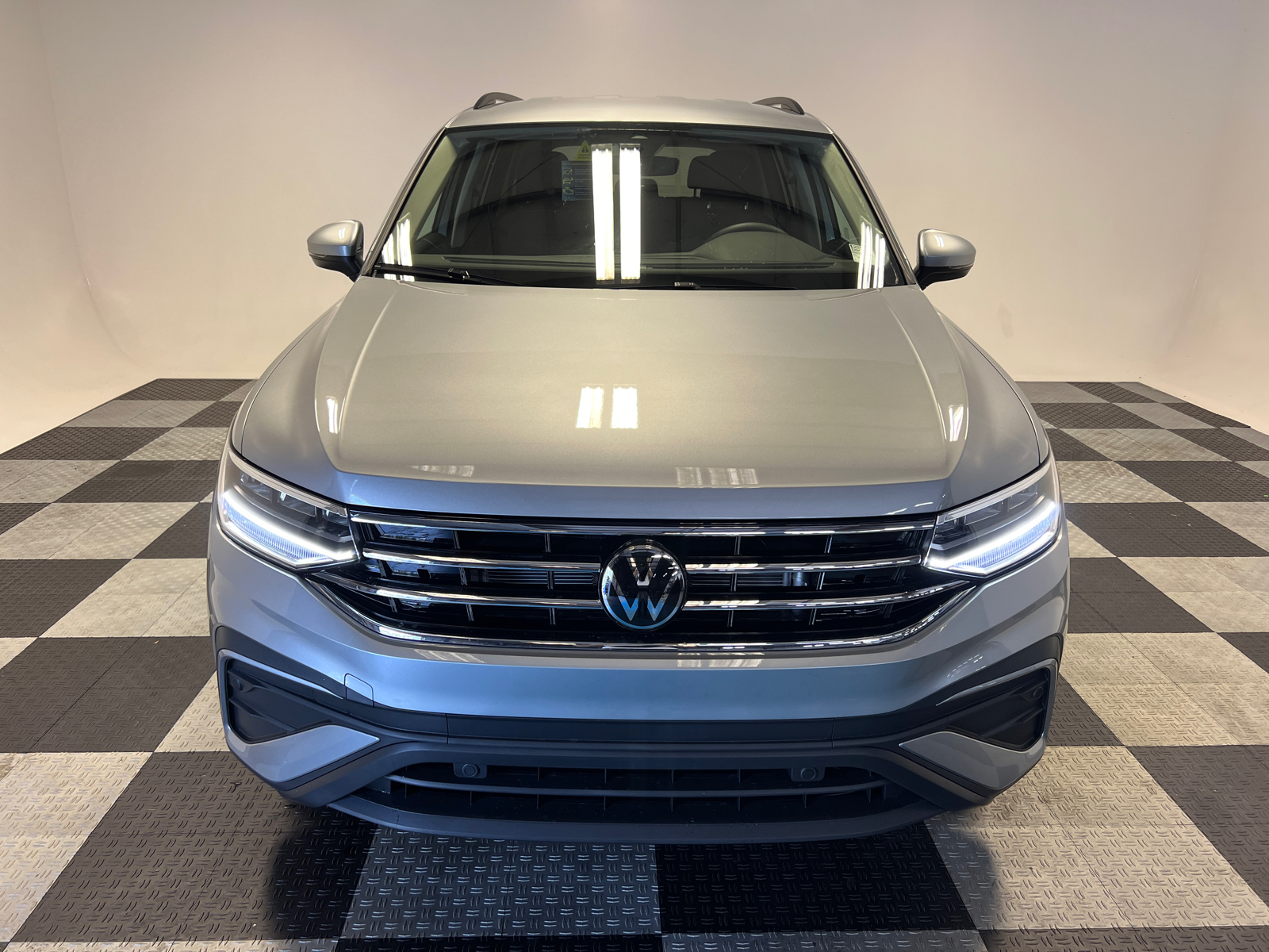 2024 Volkswagen Tiguan 2.0T S 2