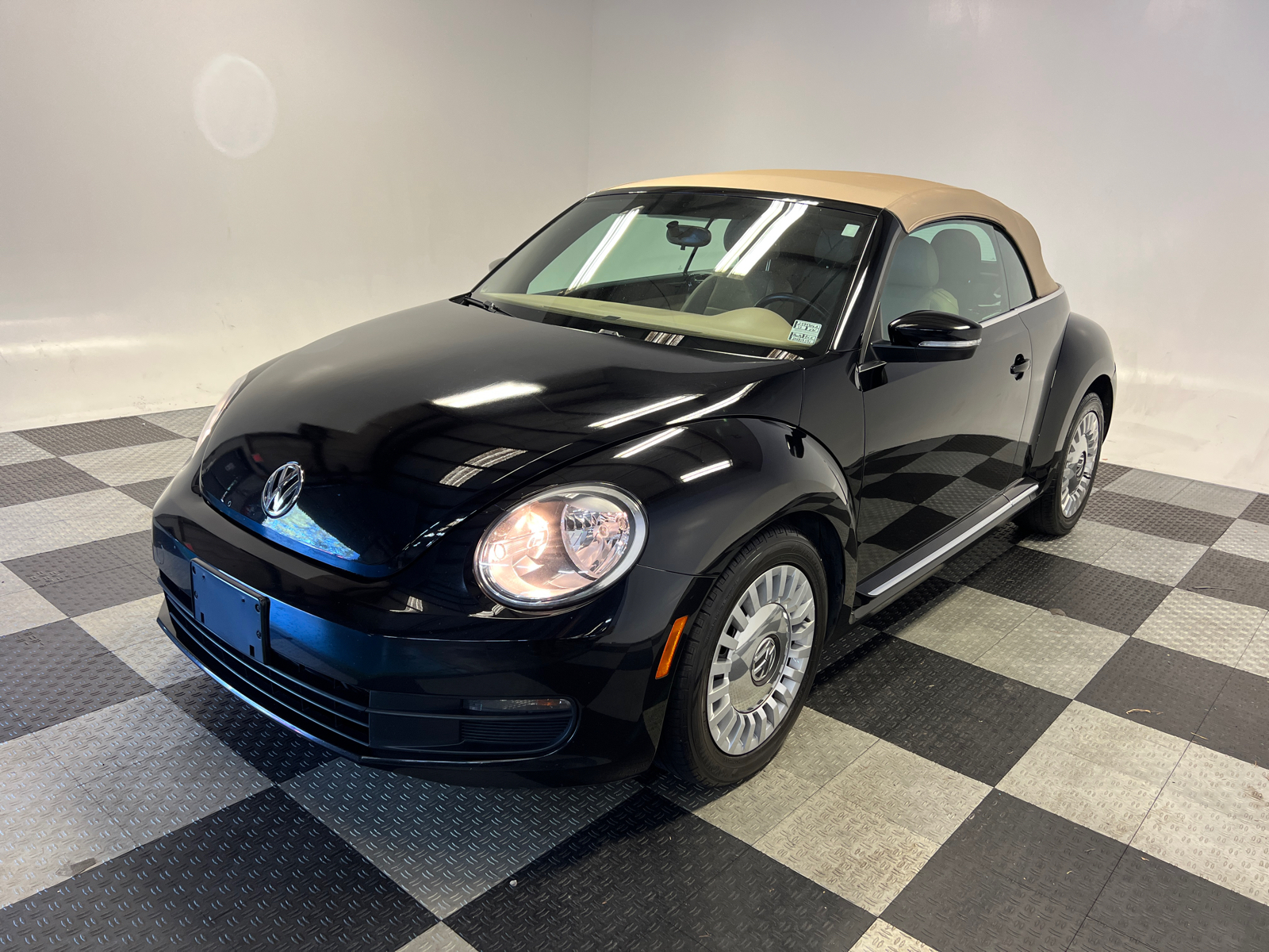 2013 Volkswagen Beetle 2.5L 3