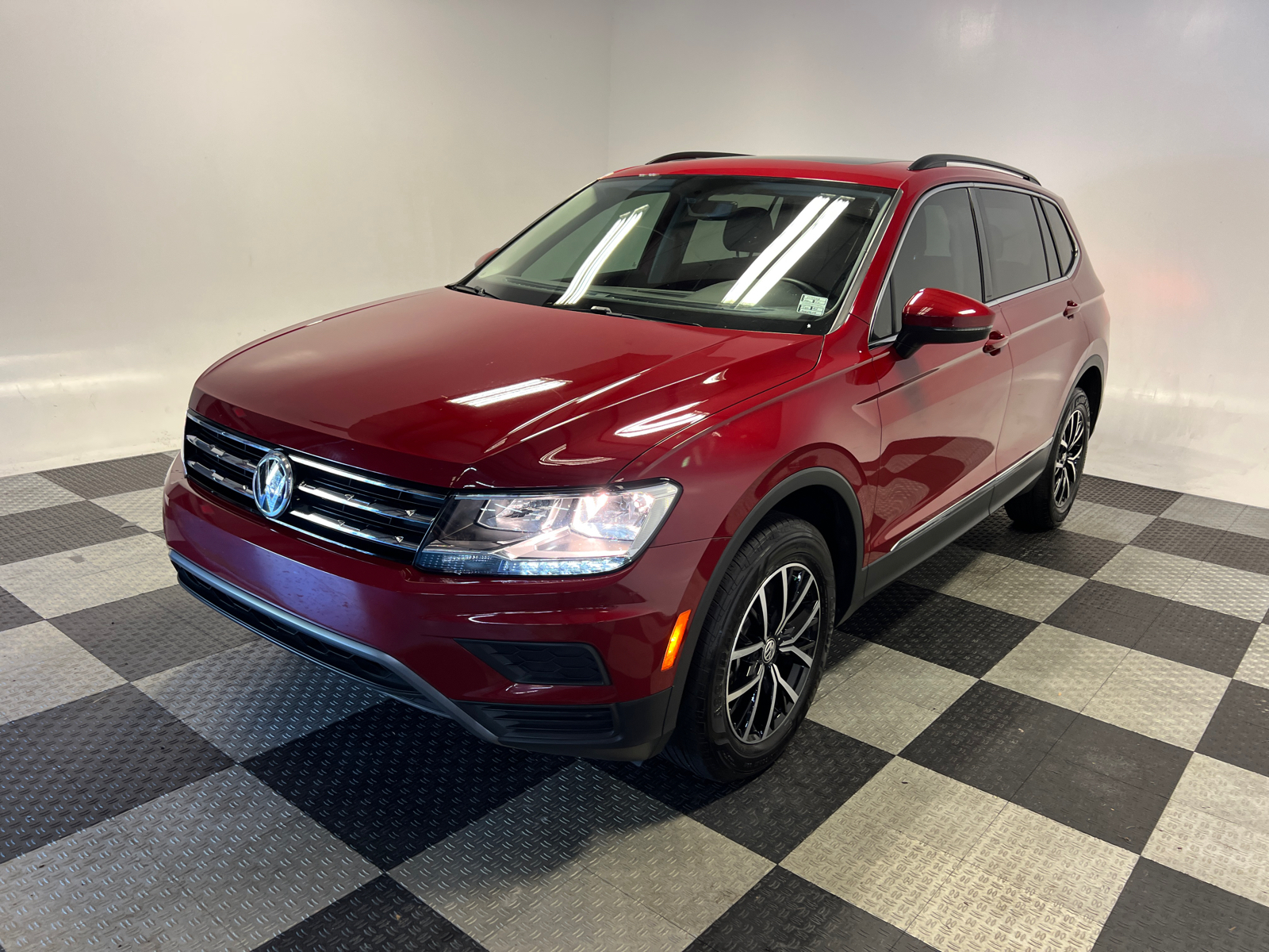 2021 Volkswagen Tiguan 2.0T SE 3