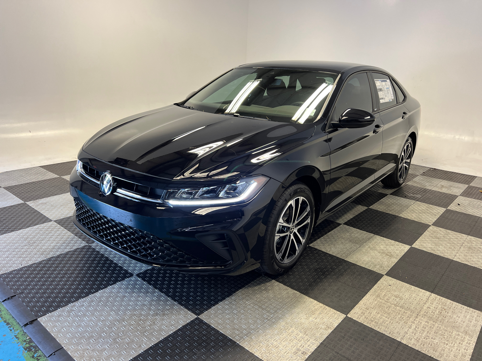 2025 Volkswagen Jetta 1.5T Sport 3