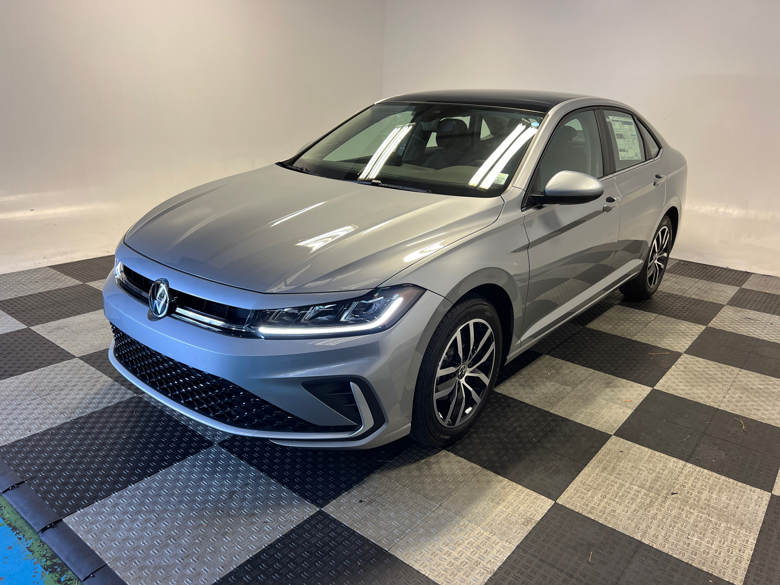 2025 Volkswagen Jetta 1.5T SE 3