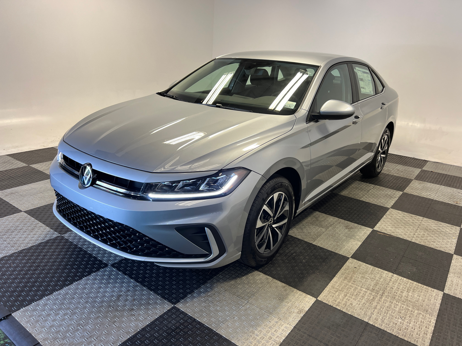 2025 Volkswagen Jetta 1.5T S 3