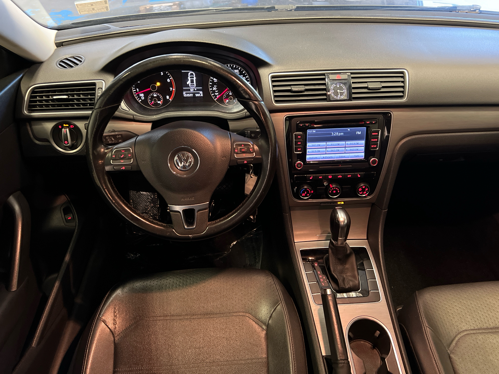 2015 Volkswagen Passat 1.8T SE 17