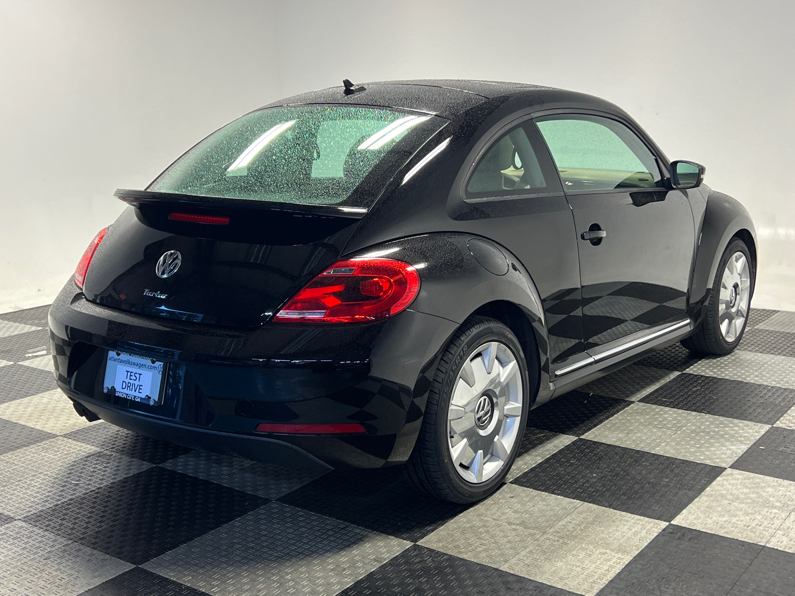 2016 Volkswagen Beetle 1.8T SEL 6