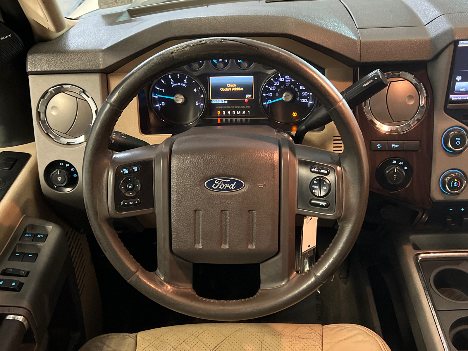 2014 Ford F-250SD Lariat 19