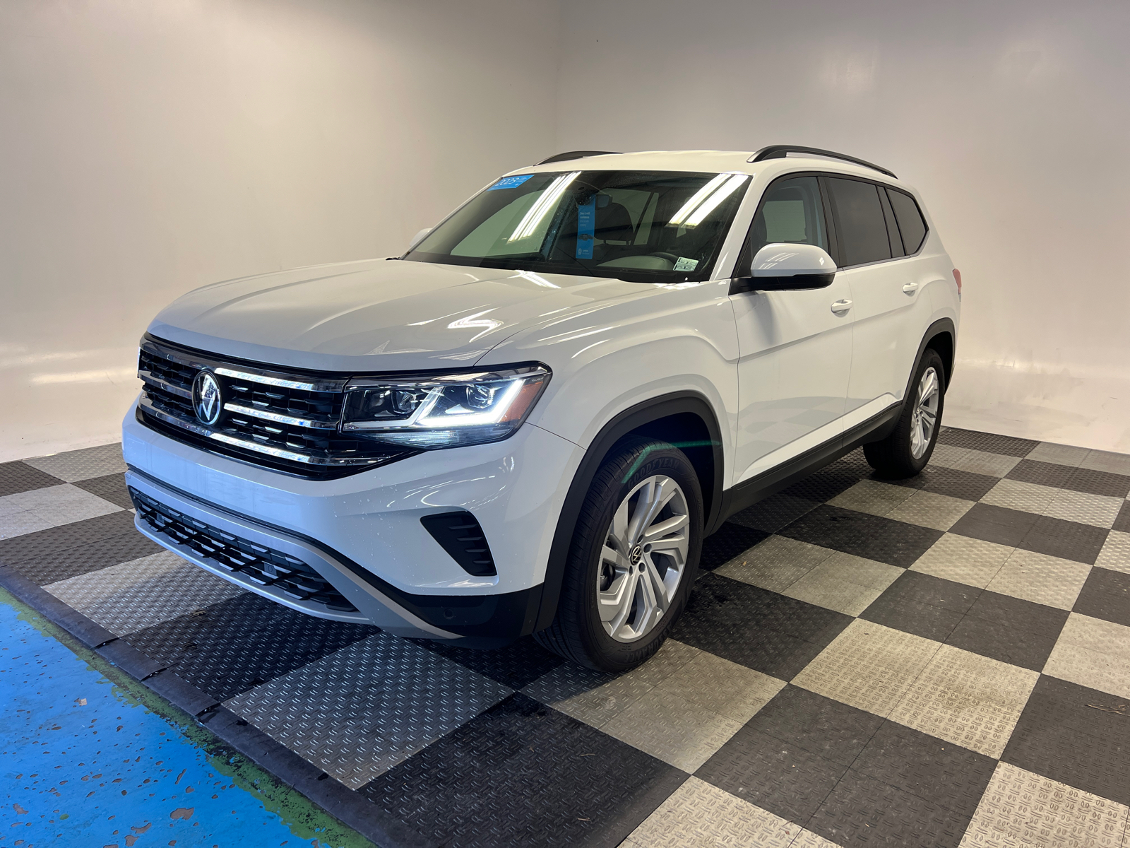 2023 Volkswagen Atlas V6 SE 3