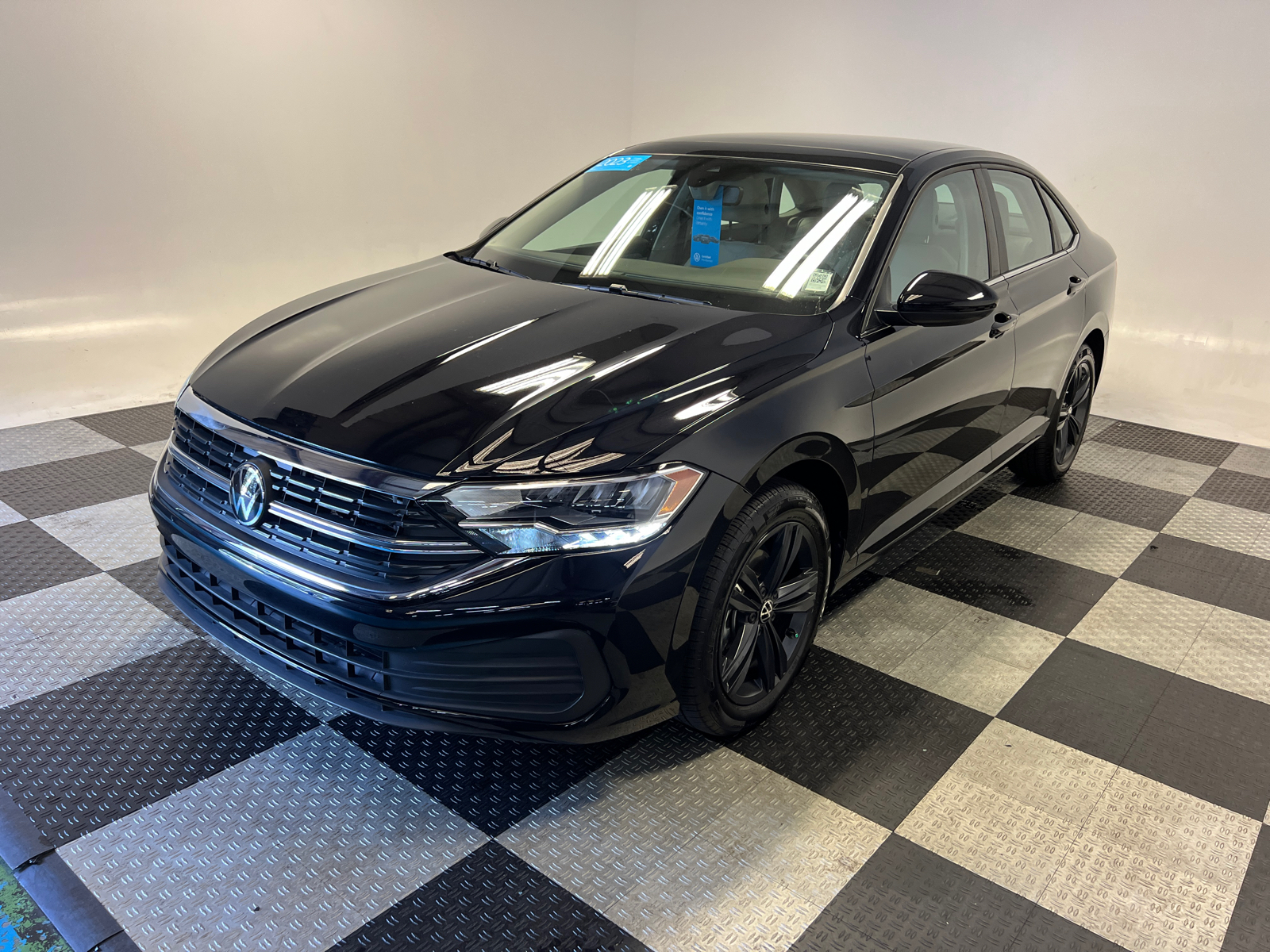 2023 Volkswagen Jetta 1.5T SE 3