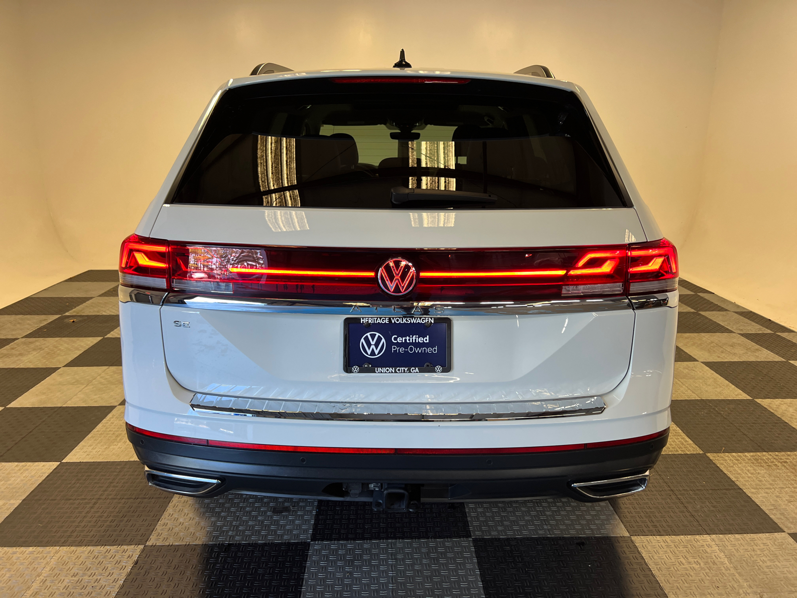 2024 Volkswagen Atlas 2.0T SE w/Technology 4