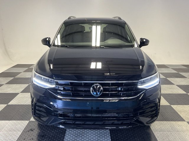 2023 Volkswagen Tiguan 2.0T SE R-Line Black 2