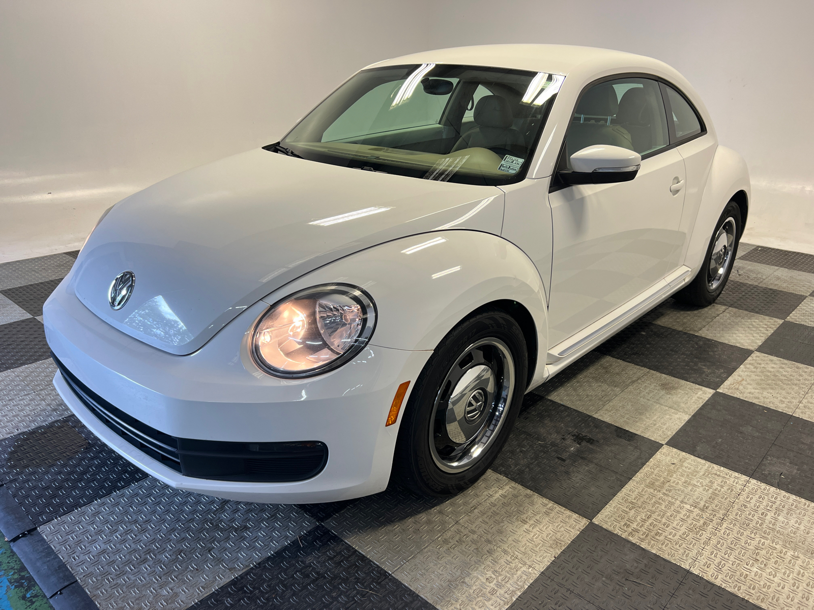 2013 Volkswagen Beetle 2.5L 3