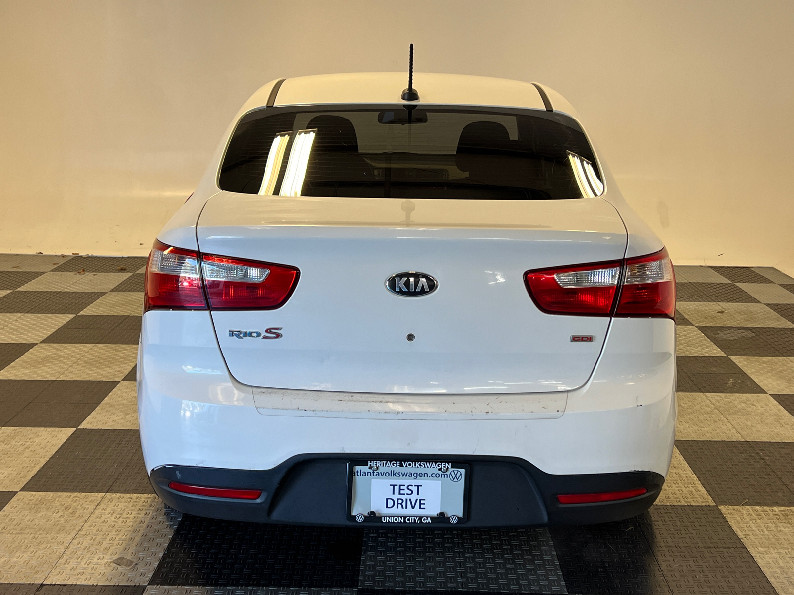 2013 Kia Rio LX 4