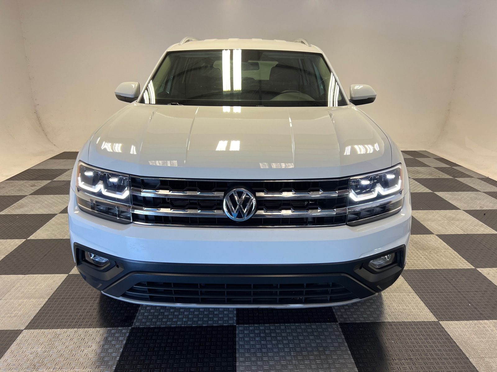 2018 Volkswagen Atlas 3.6L V6 SE 2