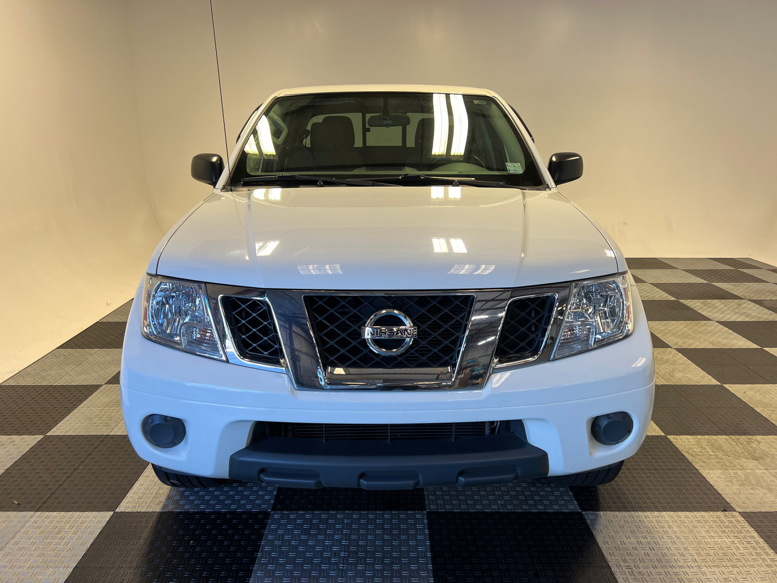 2019 Nissan Frontier SV 2