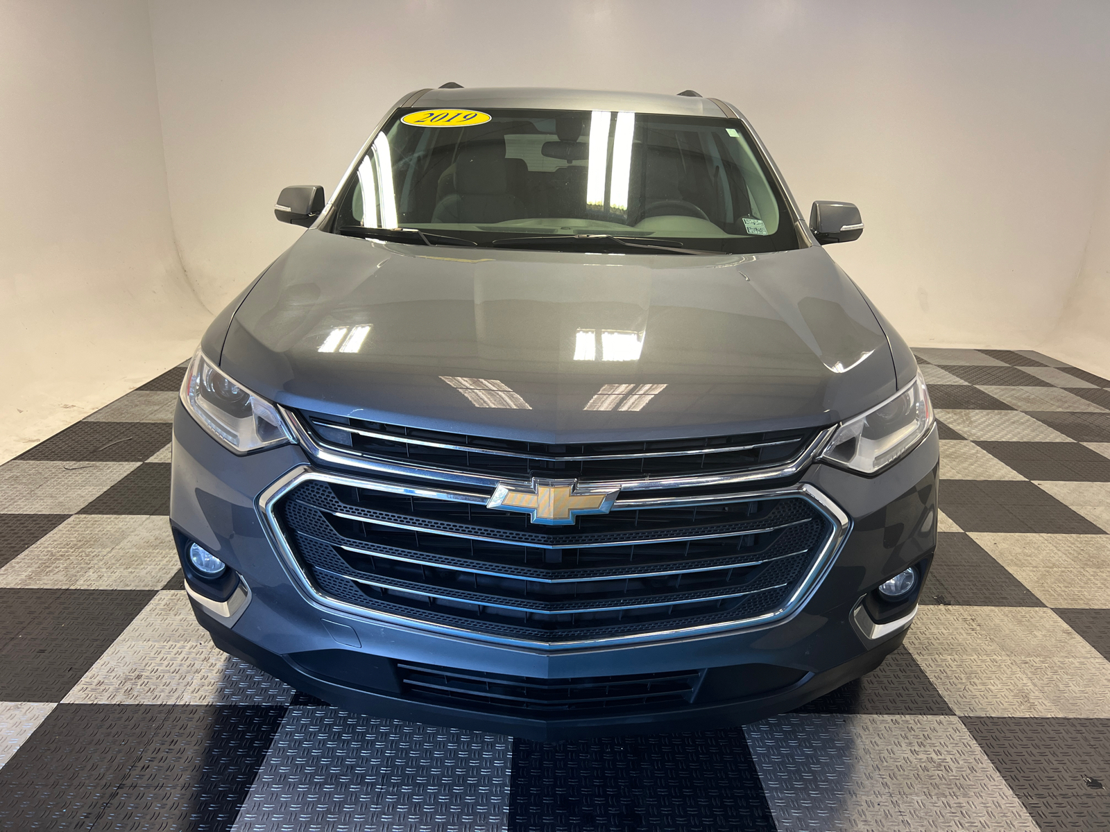 2019 Chevrolet Traverse LT 2