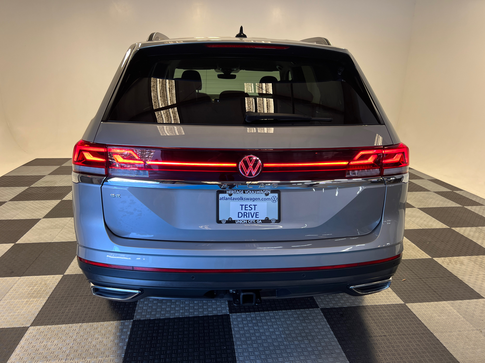 2024 Volkswagen Atlas 2.0T SE w/Technology 4