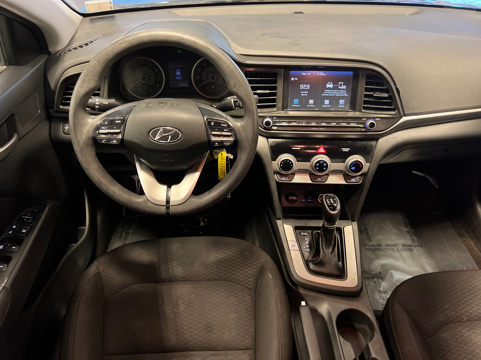 2019 Hyundai ELANTRA SE 19