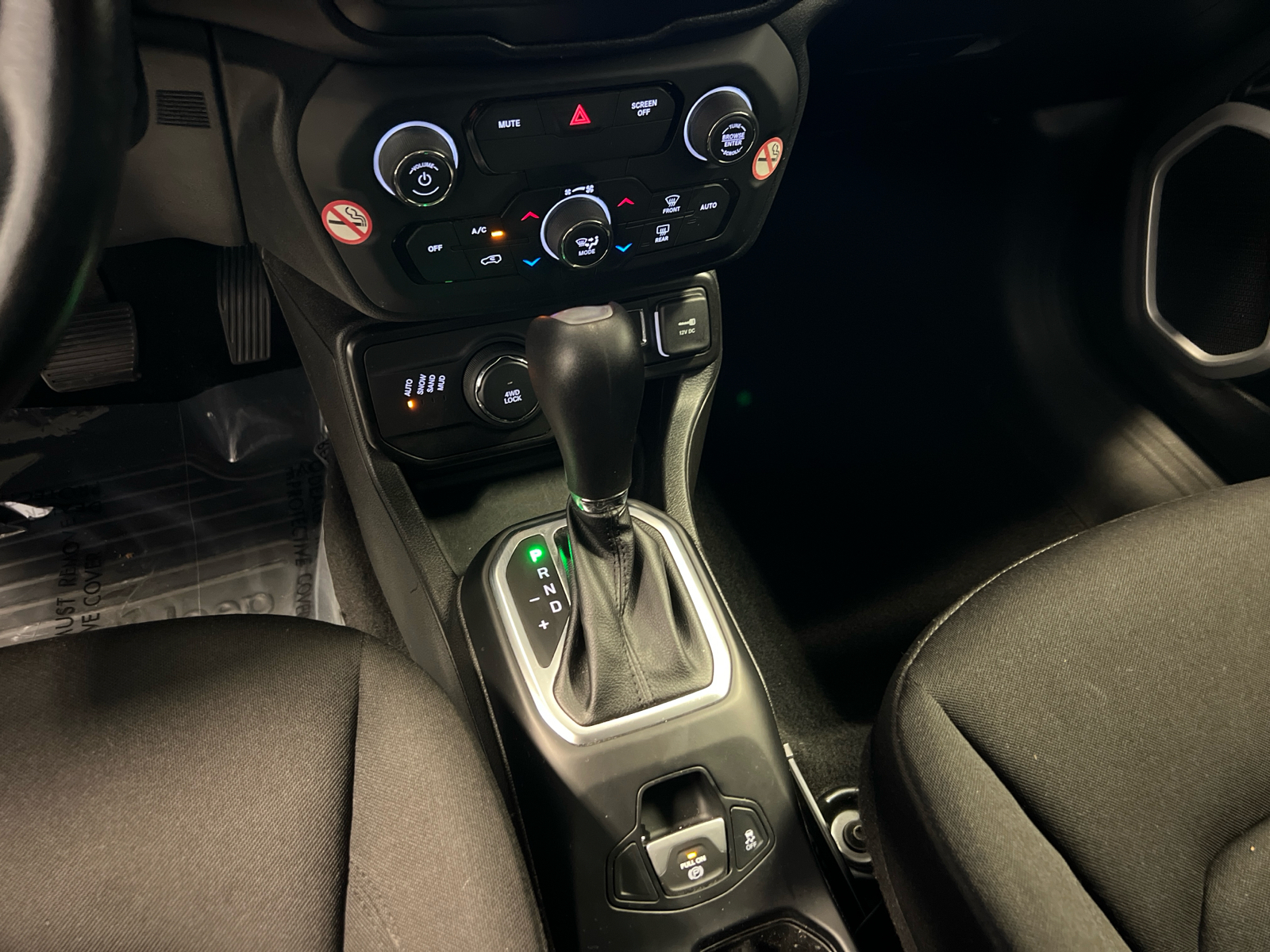 2020 Jeep Renegade Latitude 27