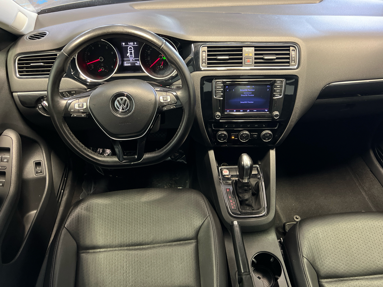 2017 Volkswagen Jetta 1.8T SEL 18