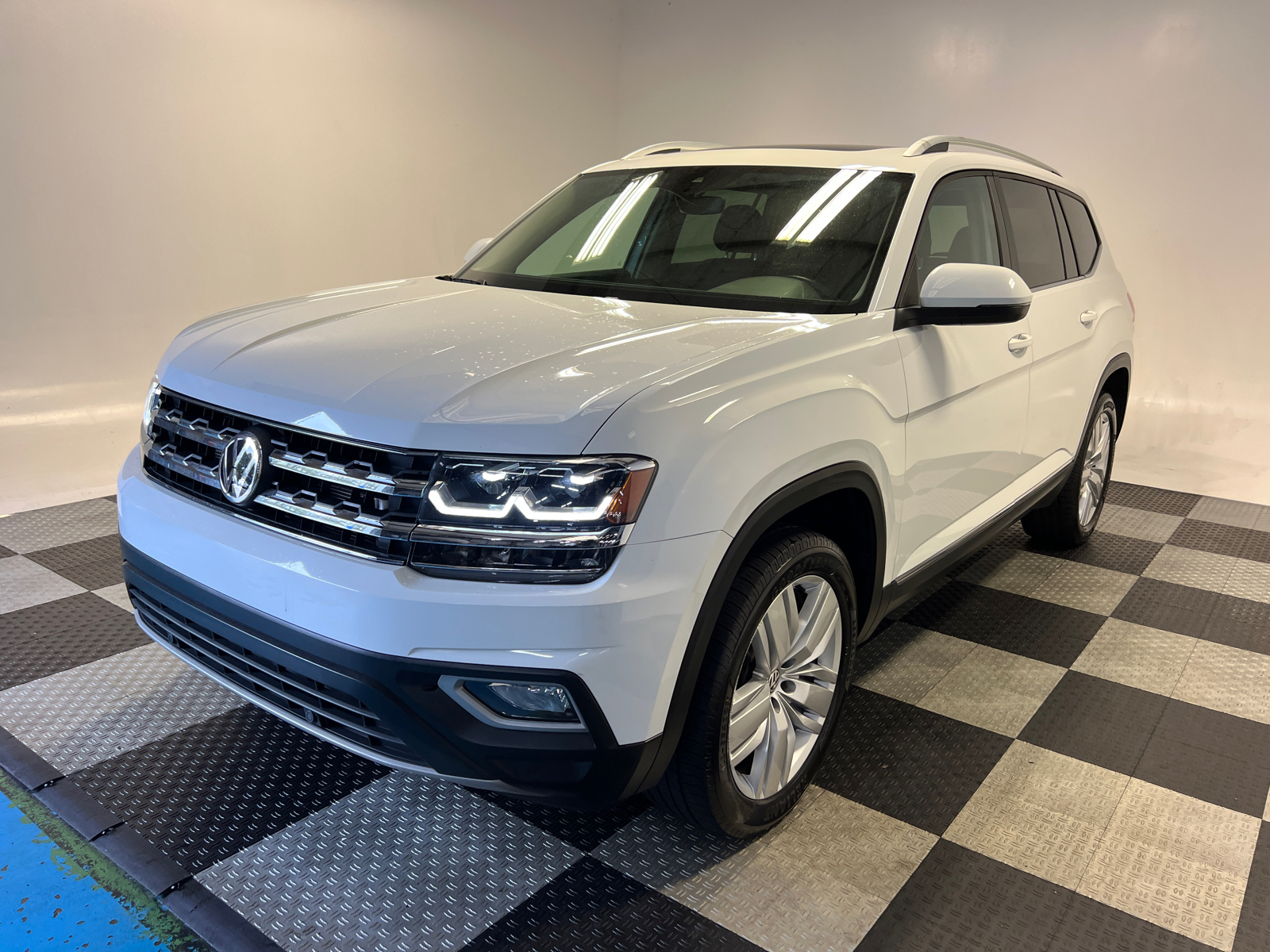 2019 Volkswagen Atlas SEL 3