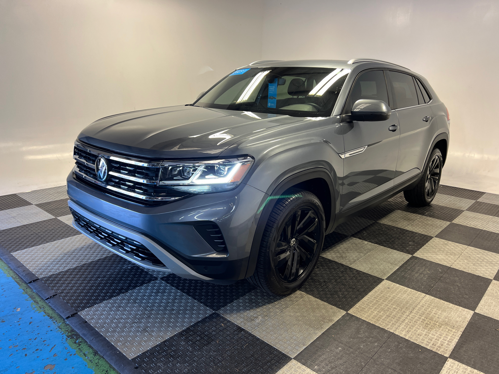 2023 Volkswagen Atlas Cross Sport 3.6L V6 SE w/Technology 3