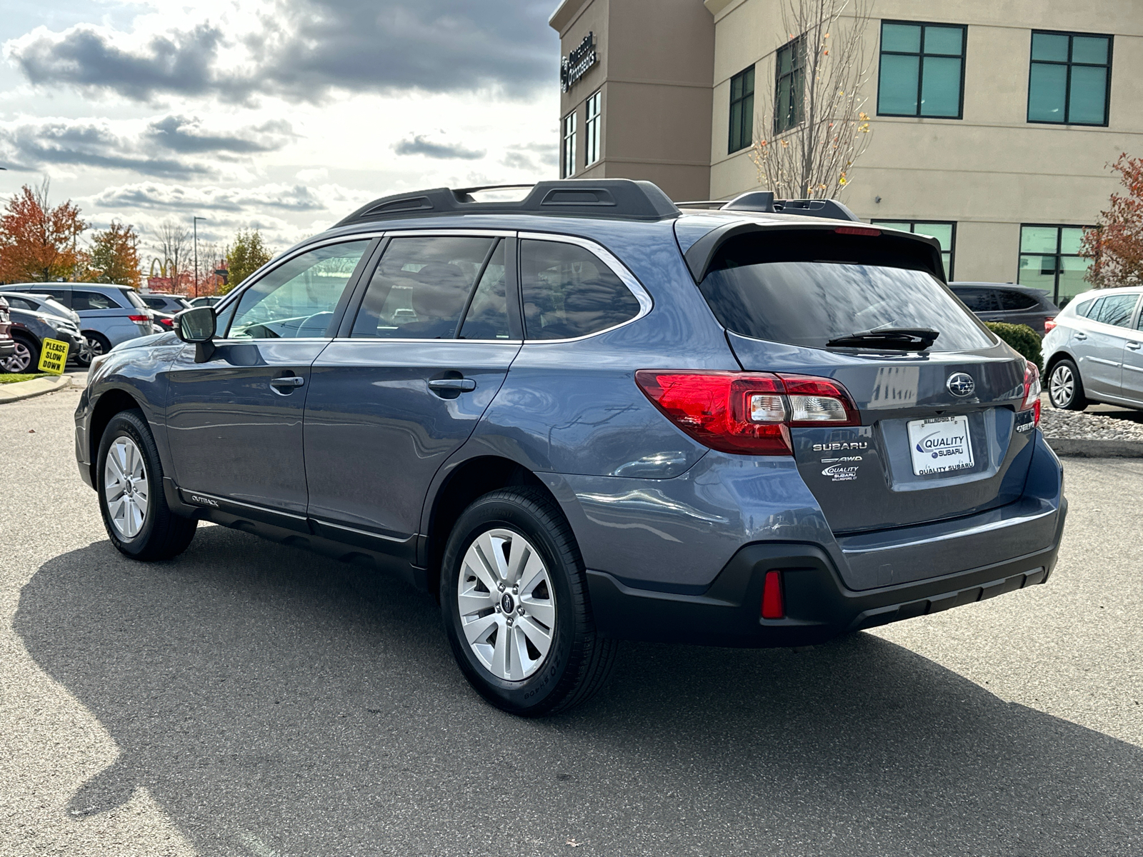 2018 Subaru Outback 2.5i Premium 2