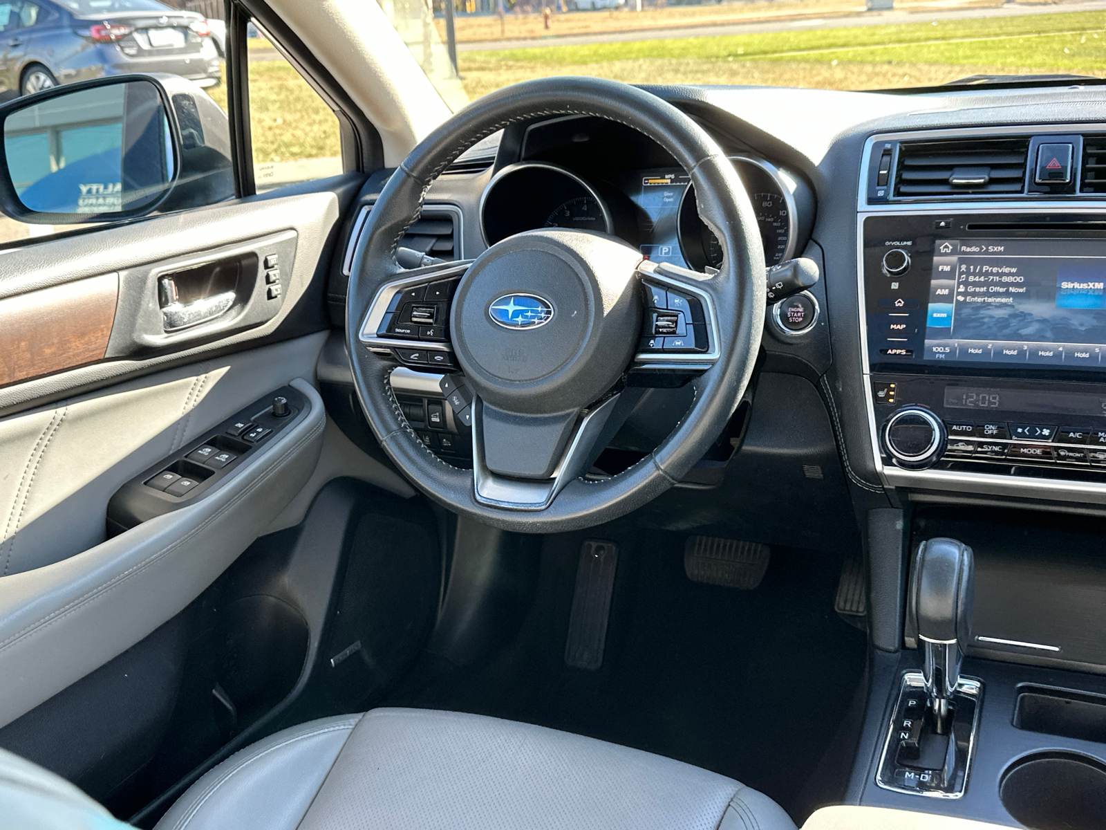 2018 Subaru Outback 2.5i 25