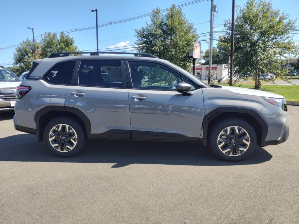 2025 Subaru Forester Premium 2