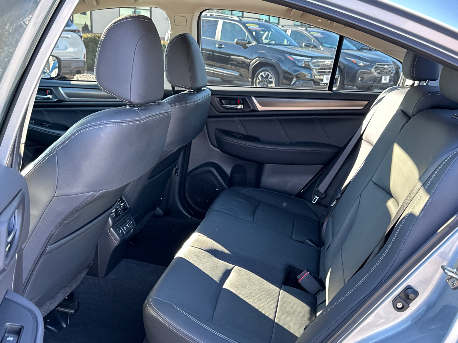 2019 Subaru Legacy 3.6R 23