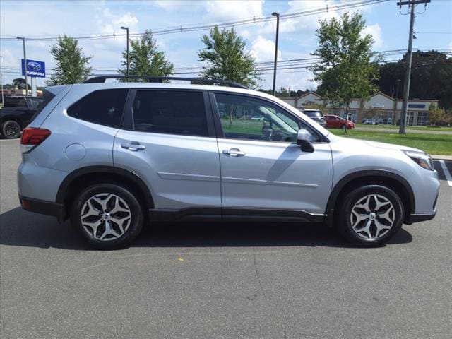 2021 Subaru Forester Premium 8