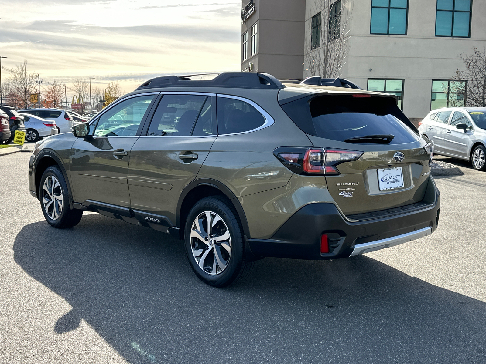 2022 Subaru Outback Limited 2