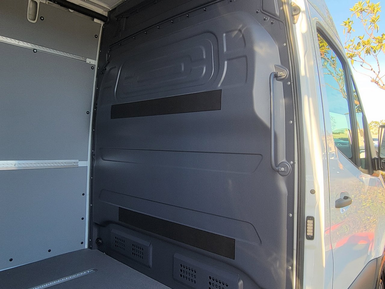 2024 Mercedes-Benz Sprinter Cargo Van  18