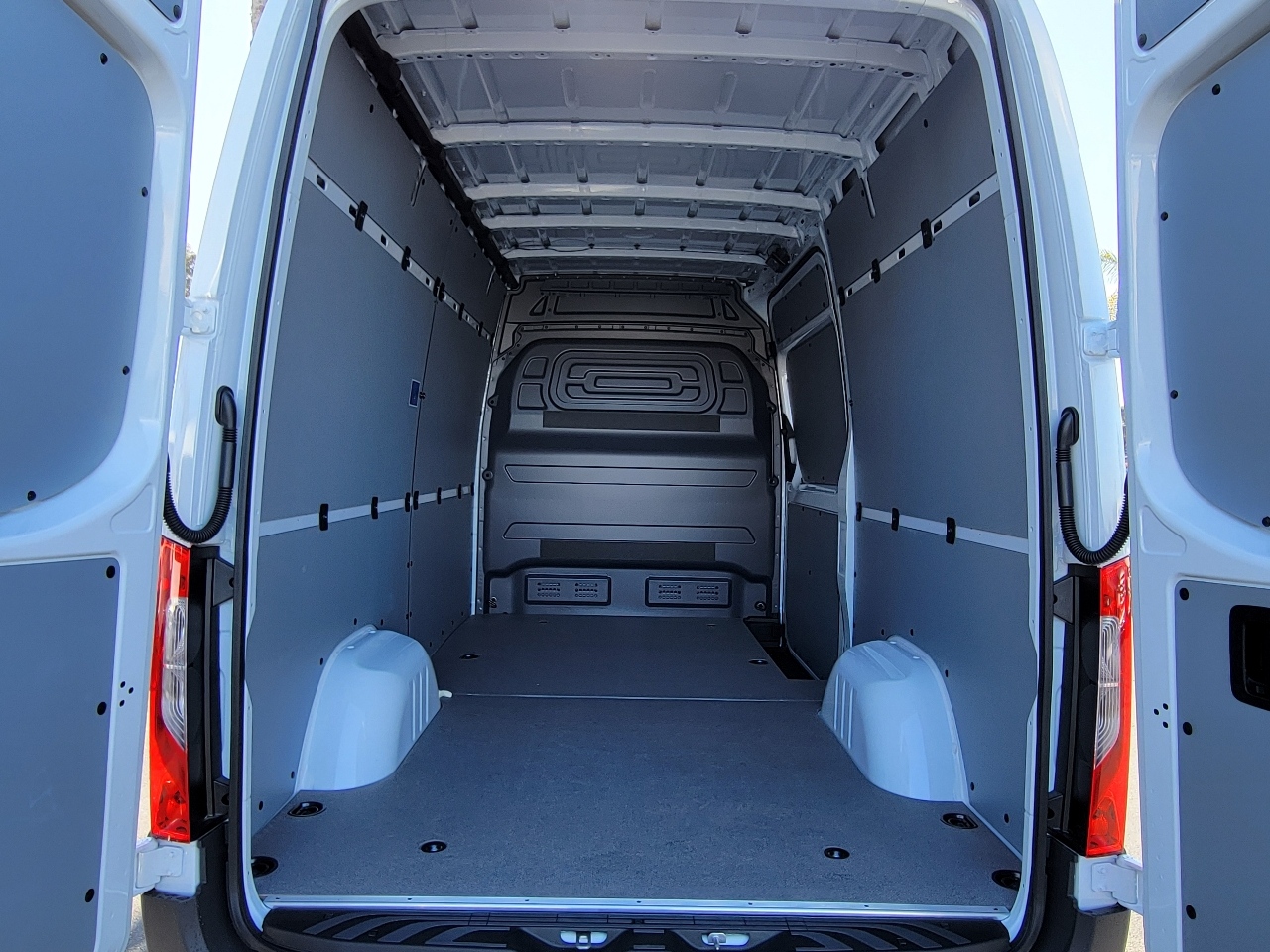 2024 Mercedes-Benz Sprinter Cargo Van  6