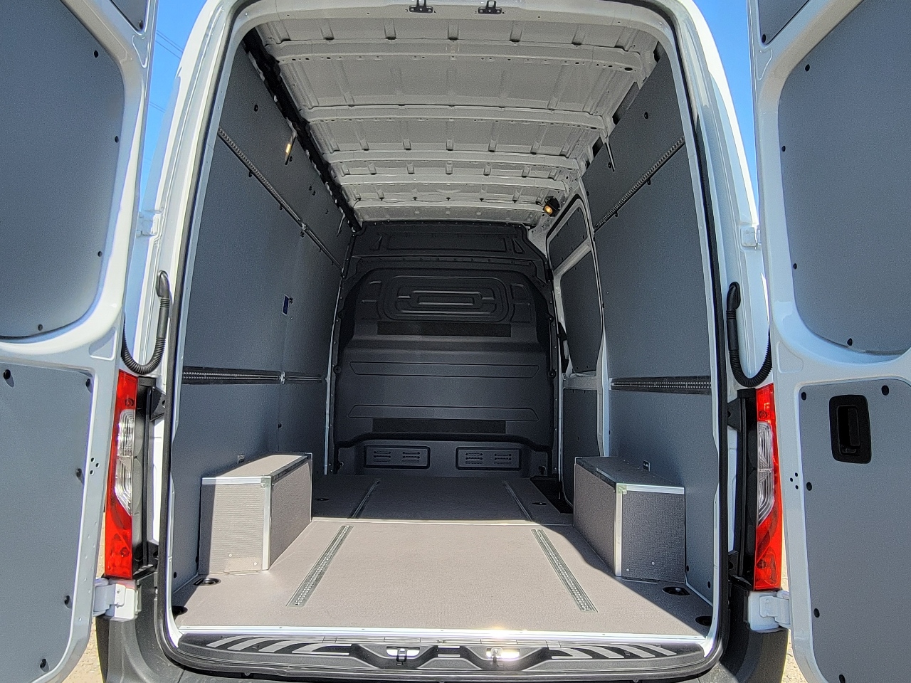 2024 Mercedes-Benz Sprinter Cargo Van  6