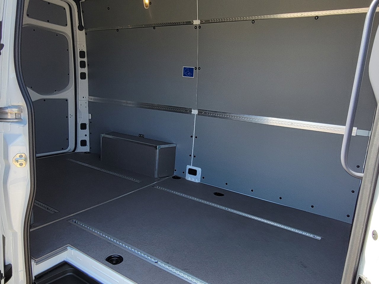 2024 Mercedes-Benz Sprinter Cargo Van  16