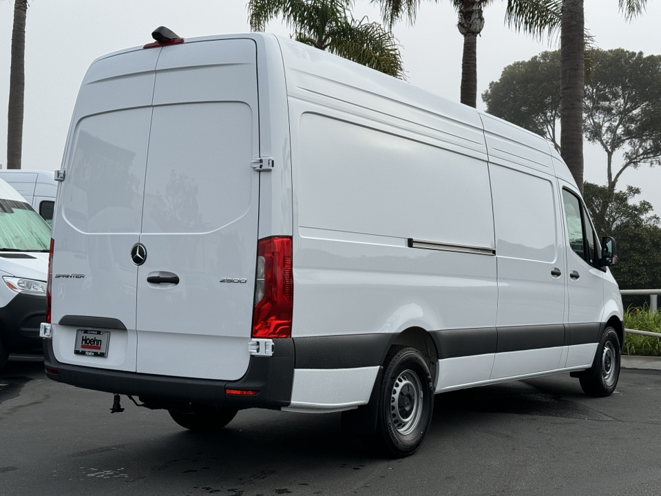 2025 Mercedes-Benz Sprinter Cargo Van  7