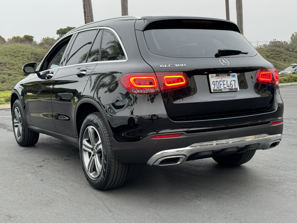 2022 Mercedes-Benz GLC GLC 300 7