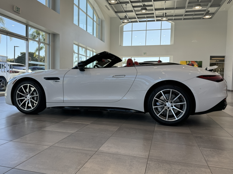 2025 Mercedes-Benz SL AMG SL 43 Roadster 7