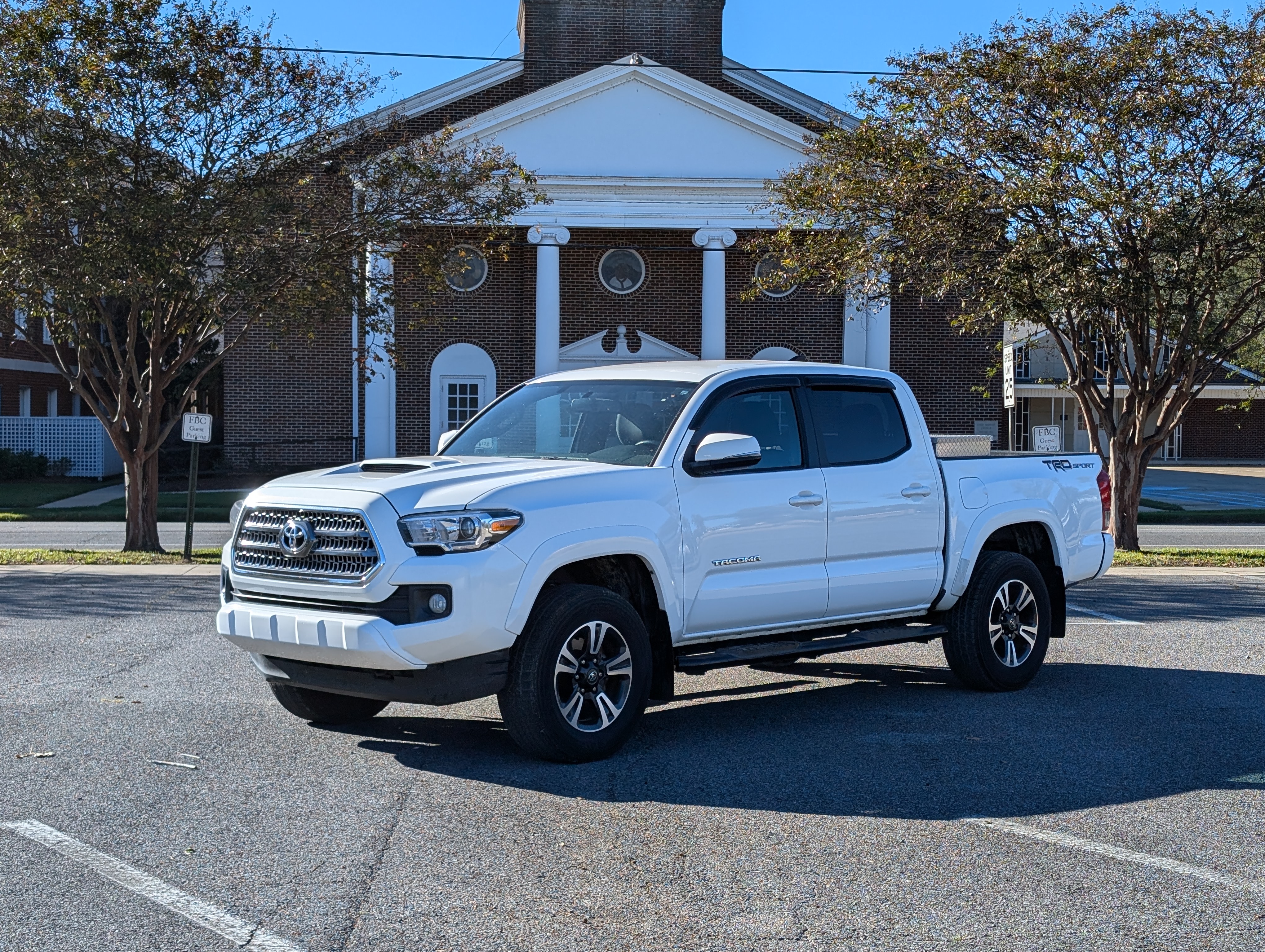 2016 Toyota Tacoma SR5 Double Cab Long Bed V6 6AT 2WD 1